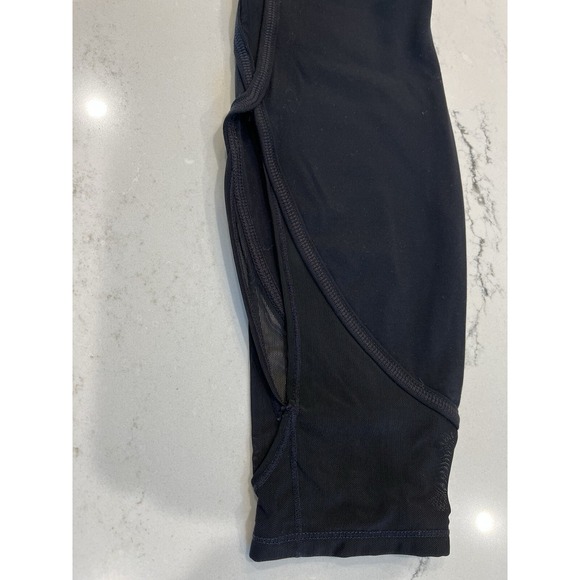 Athleta Black Salutation Cutout Mesh 7/8 Yoga Athletic Leggings Women's S - Picture 8 of 8